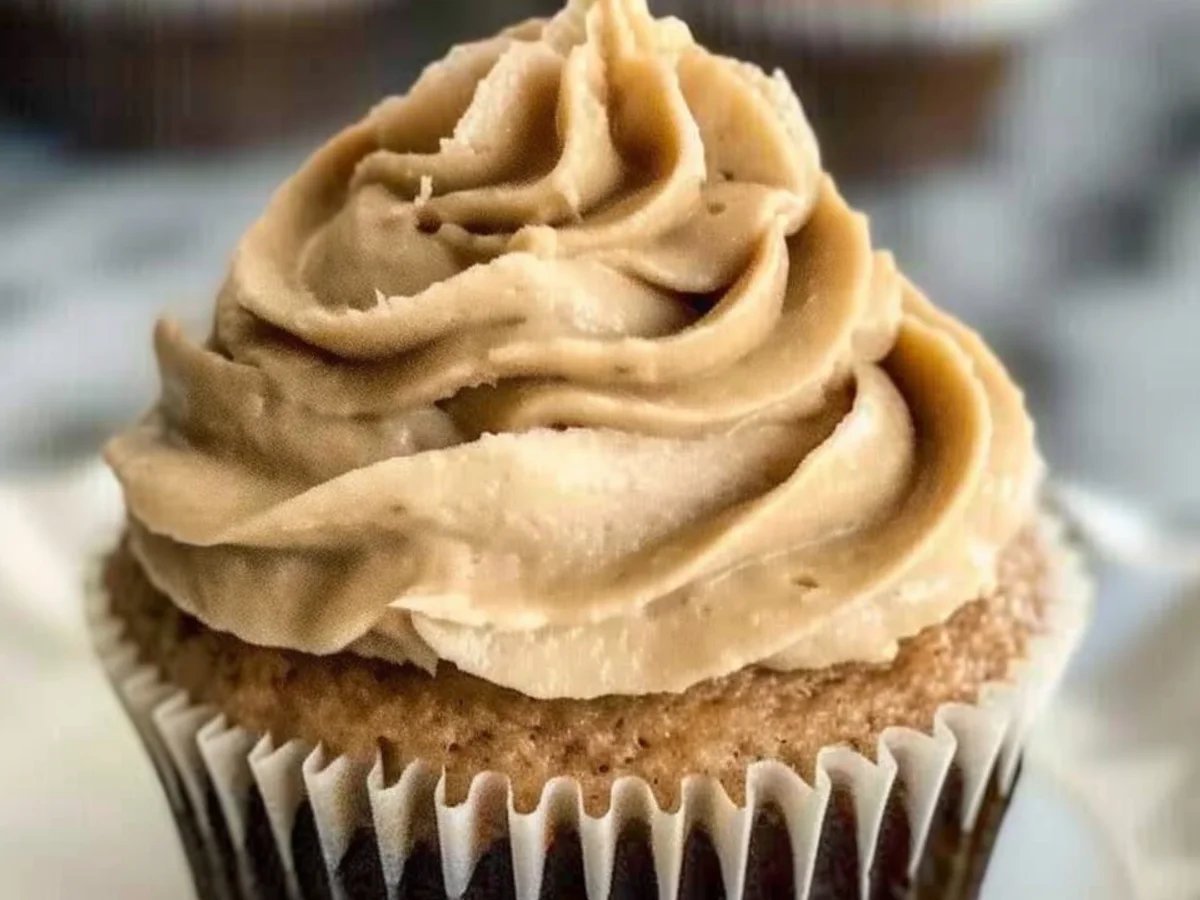 Best Peanut Butter Frosting Recipe That Everyone Loves!